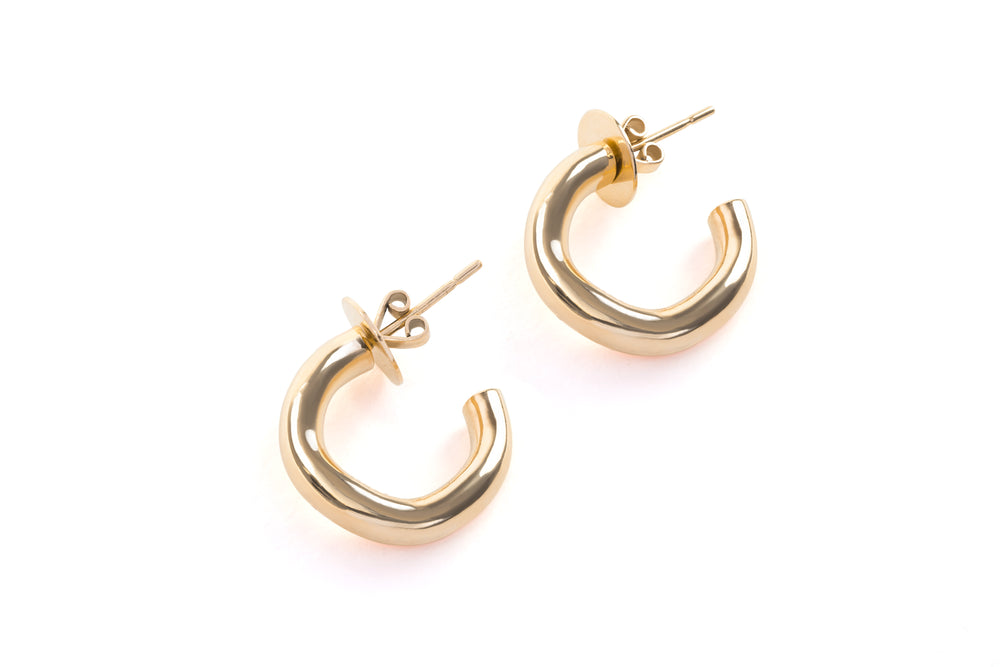 
                  
                    Charu Earring 1
                  
                